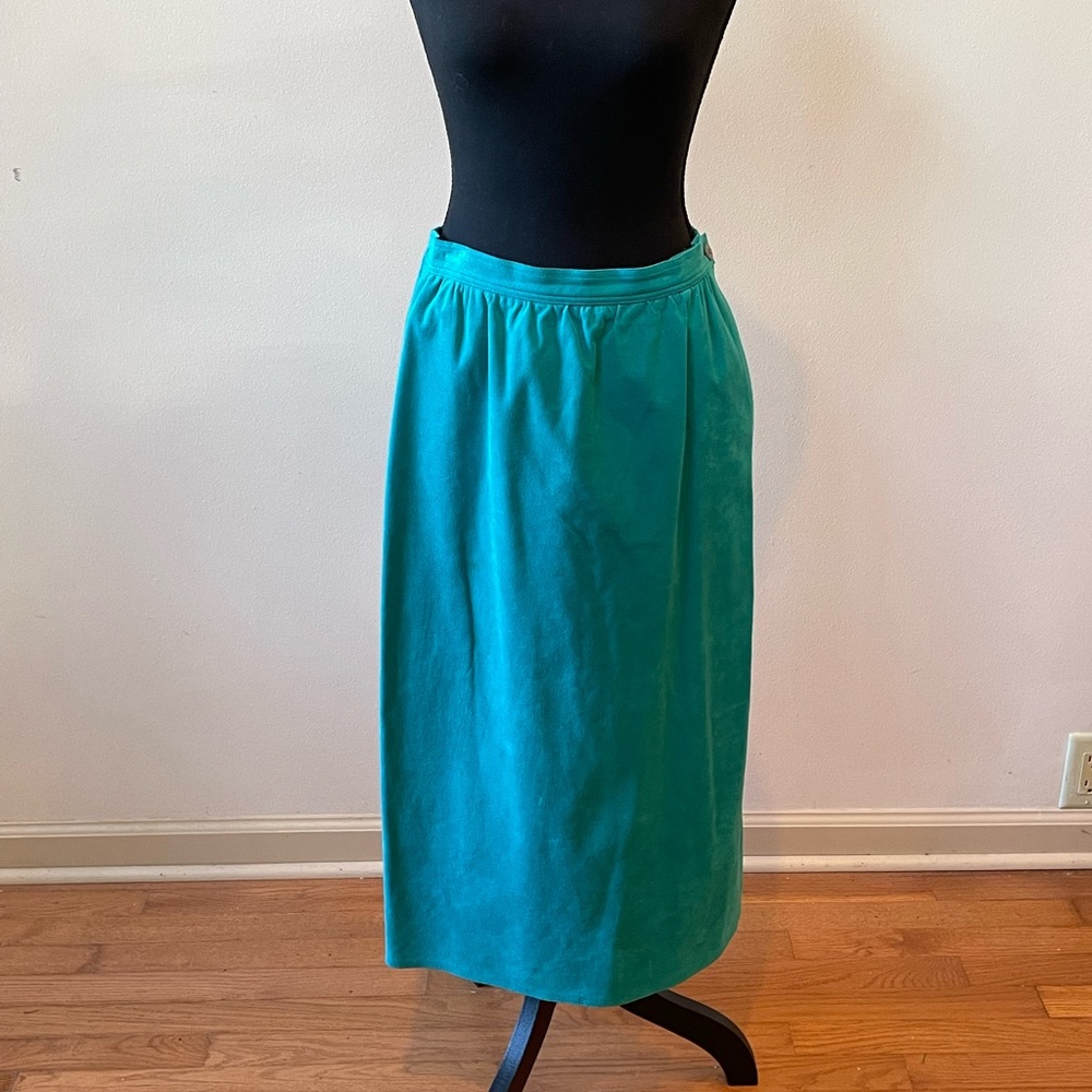Vintage Turquoise Size 8 Velvet Skirt